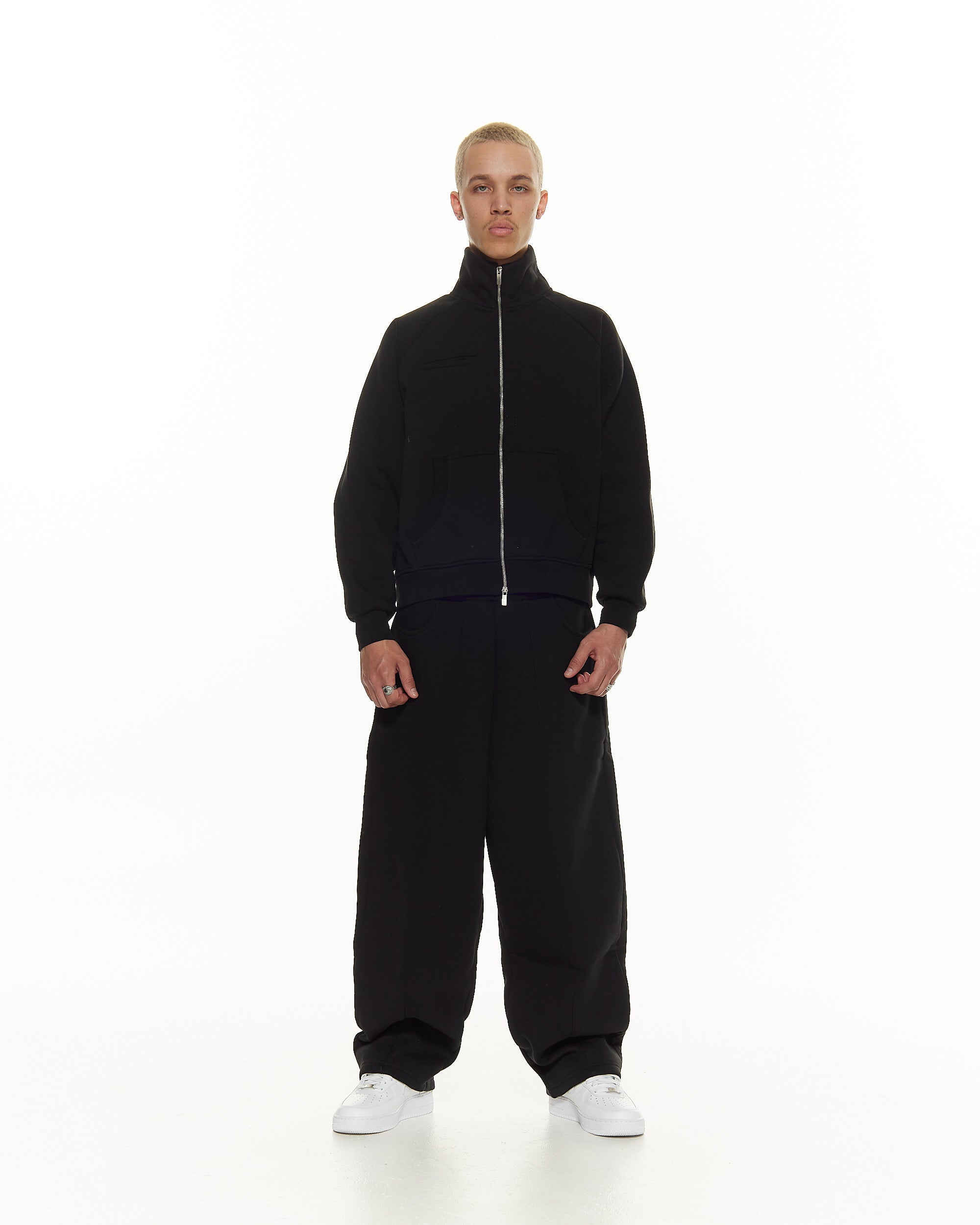 COZY TRACK JACKET - BLACK