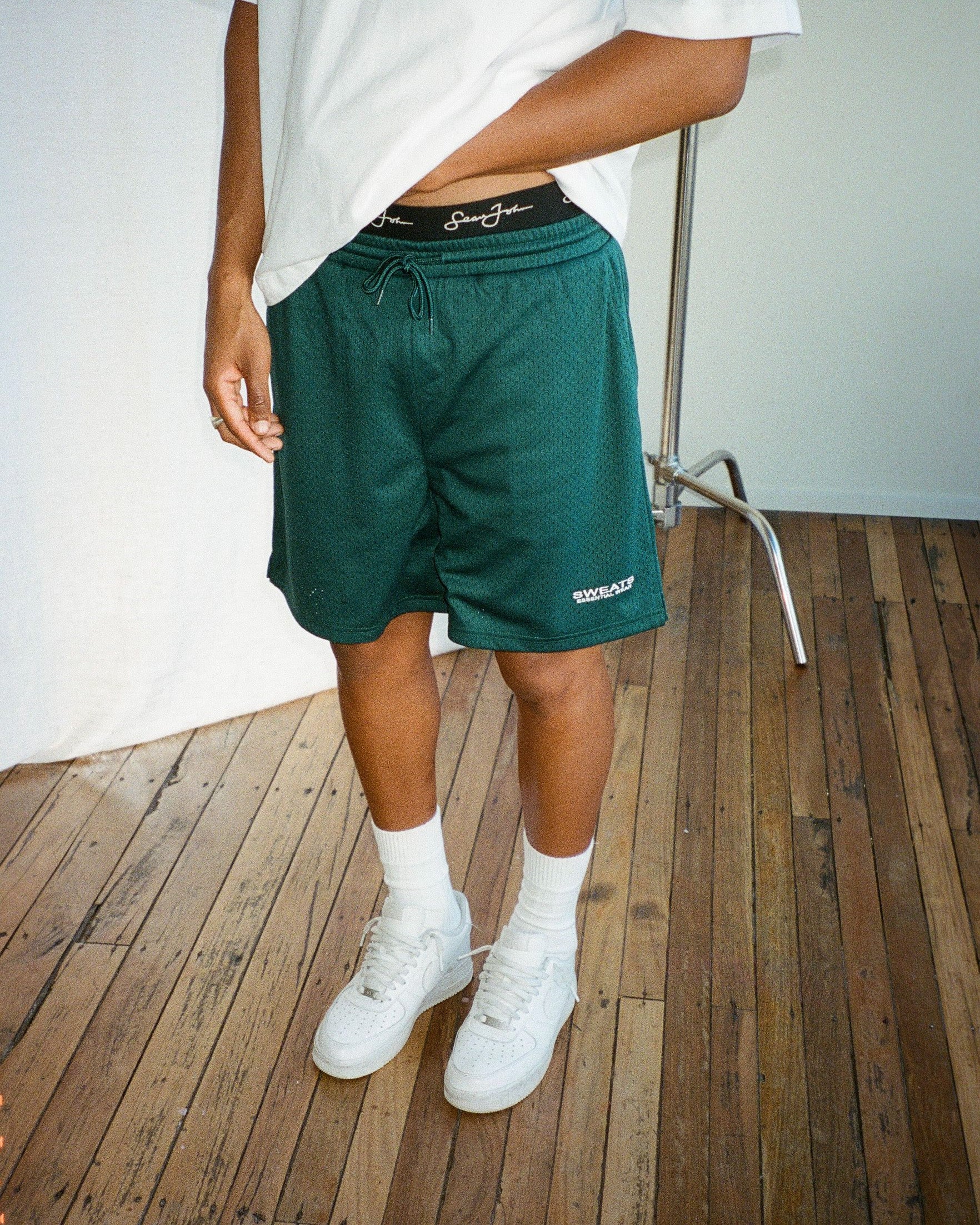 MESH SHORTS - GREEN