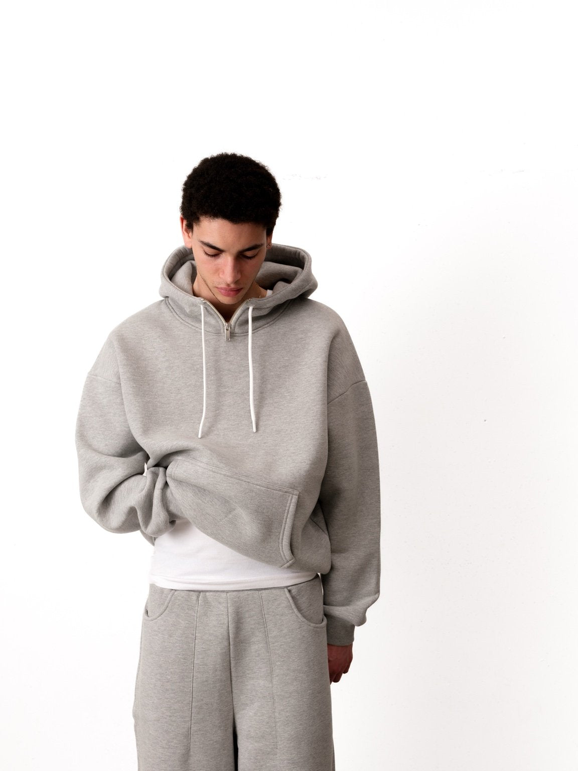 COZY TECH HOODIE - GREY