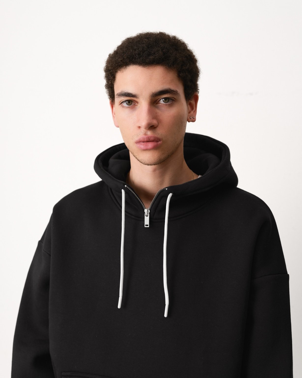 COZY TECH HOODIE - BLACK