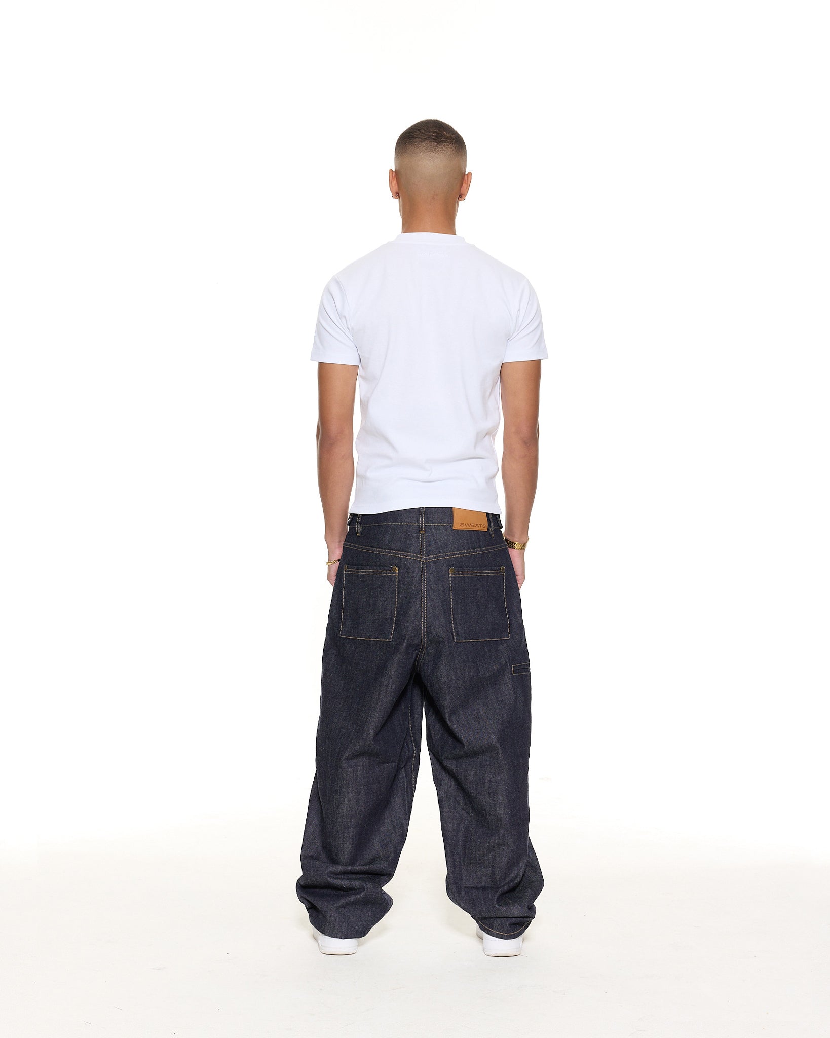 FITTED T-SHIRT - WHITE