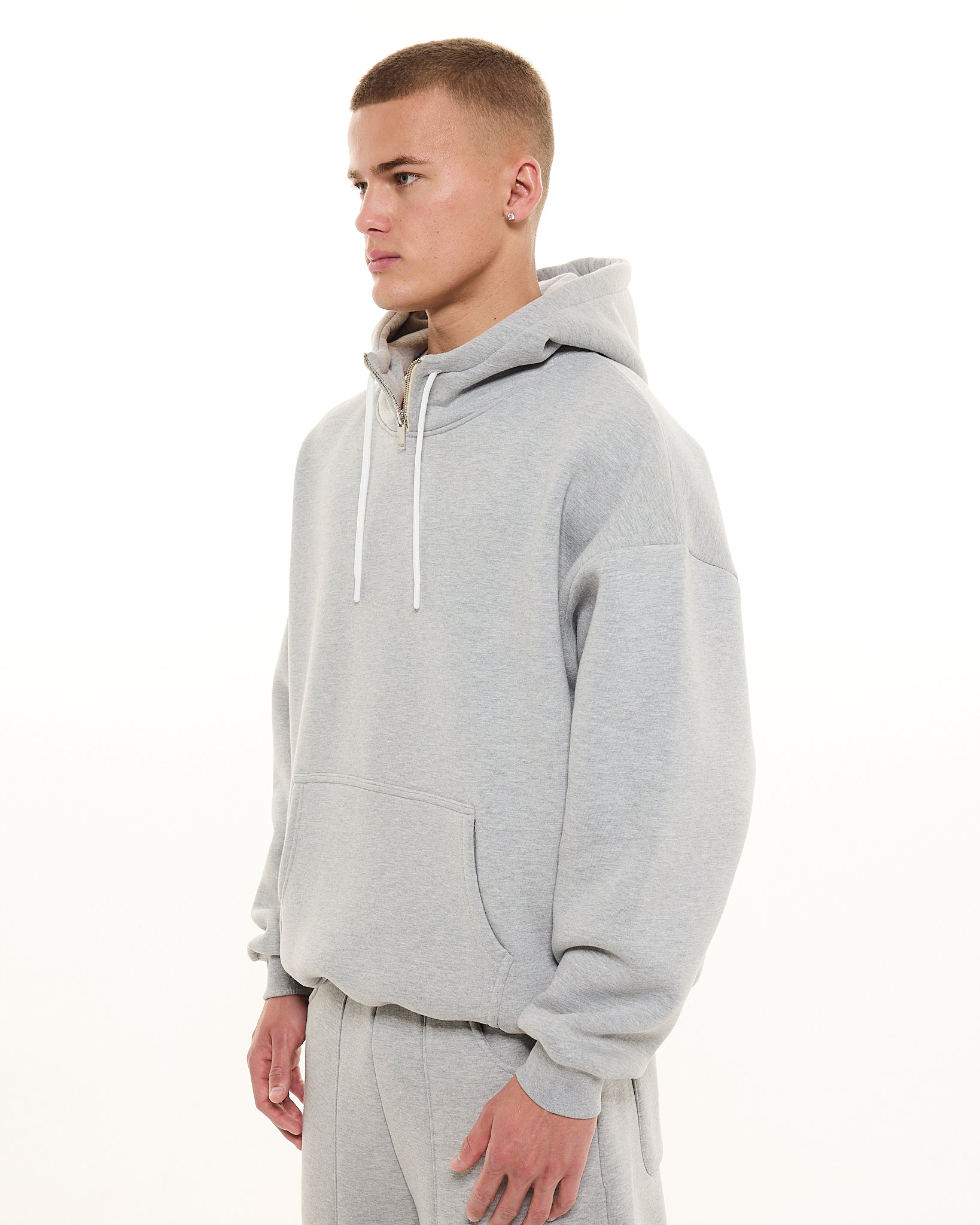 COZY TECH HOODIE - GREY