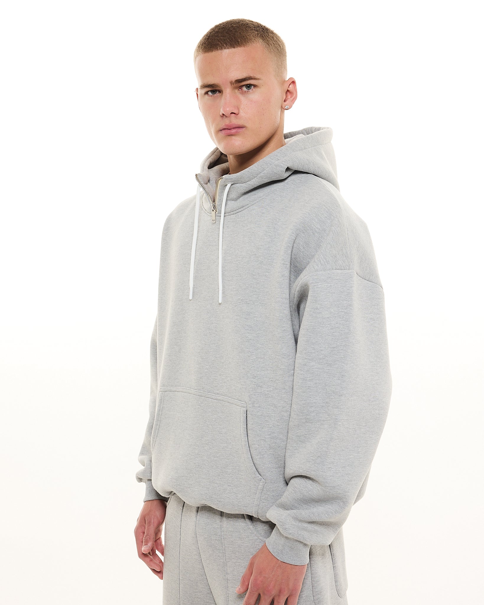COZY TECH HOODIE - GREY