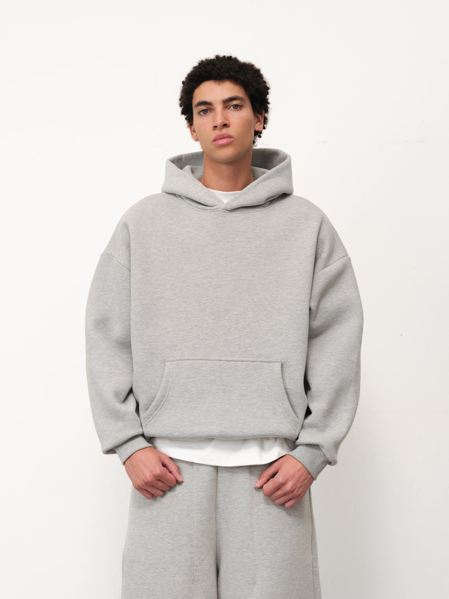 COZY HOODIE - GREY
