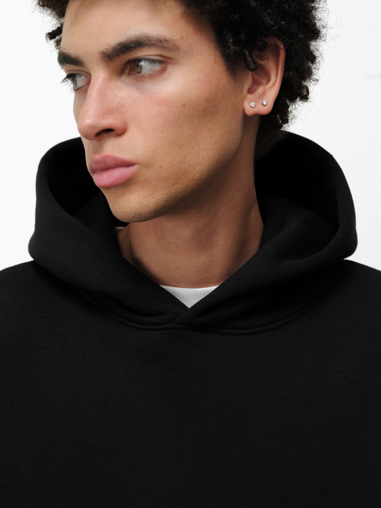 COZY HOODIE - BLACK