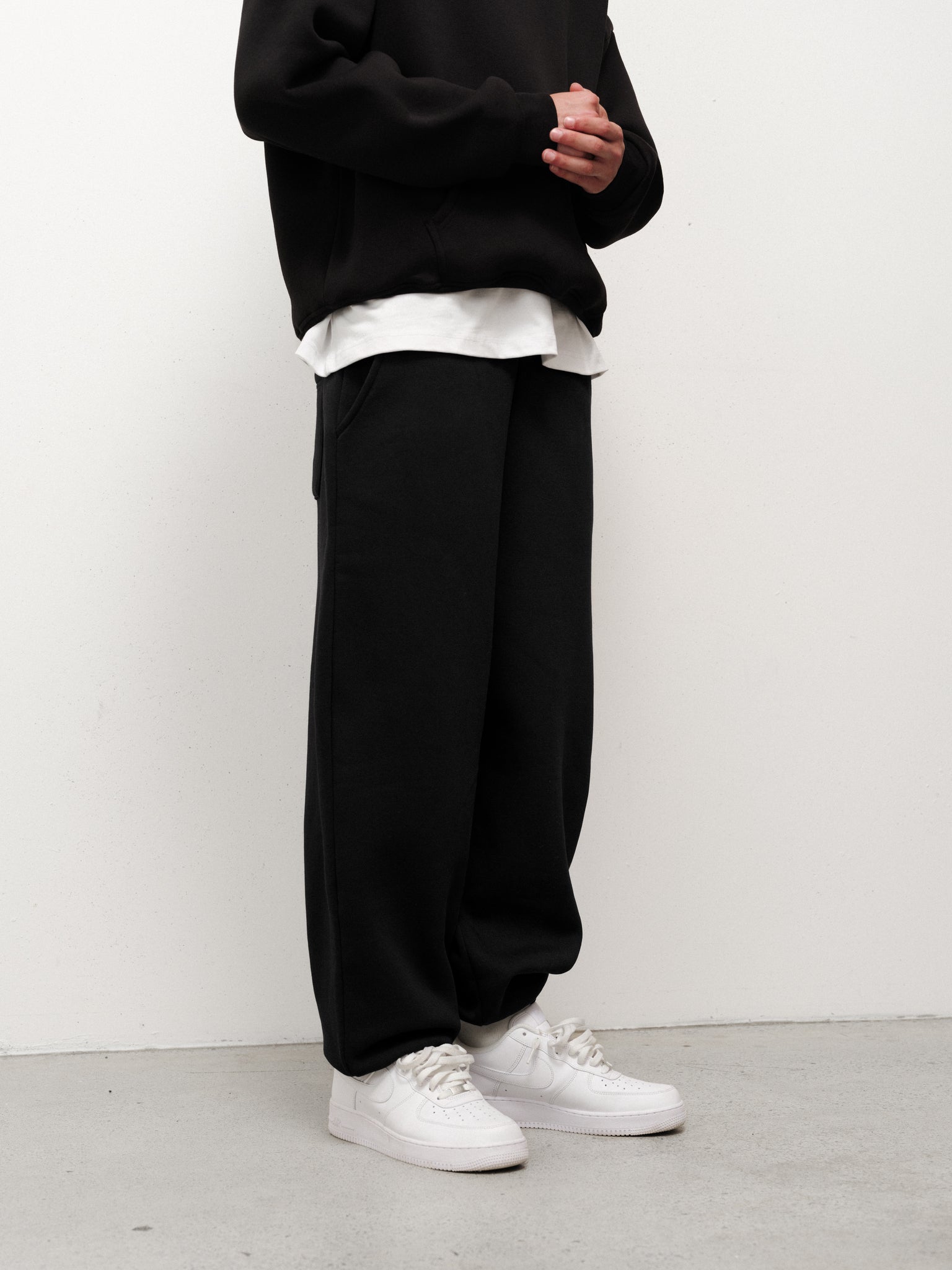 COZY SWEATPANT - BLACK