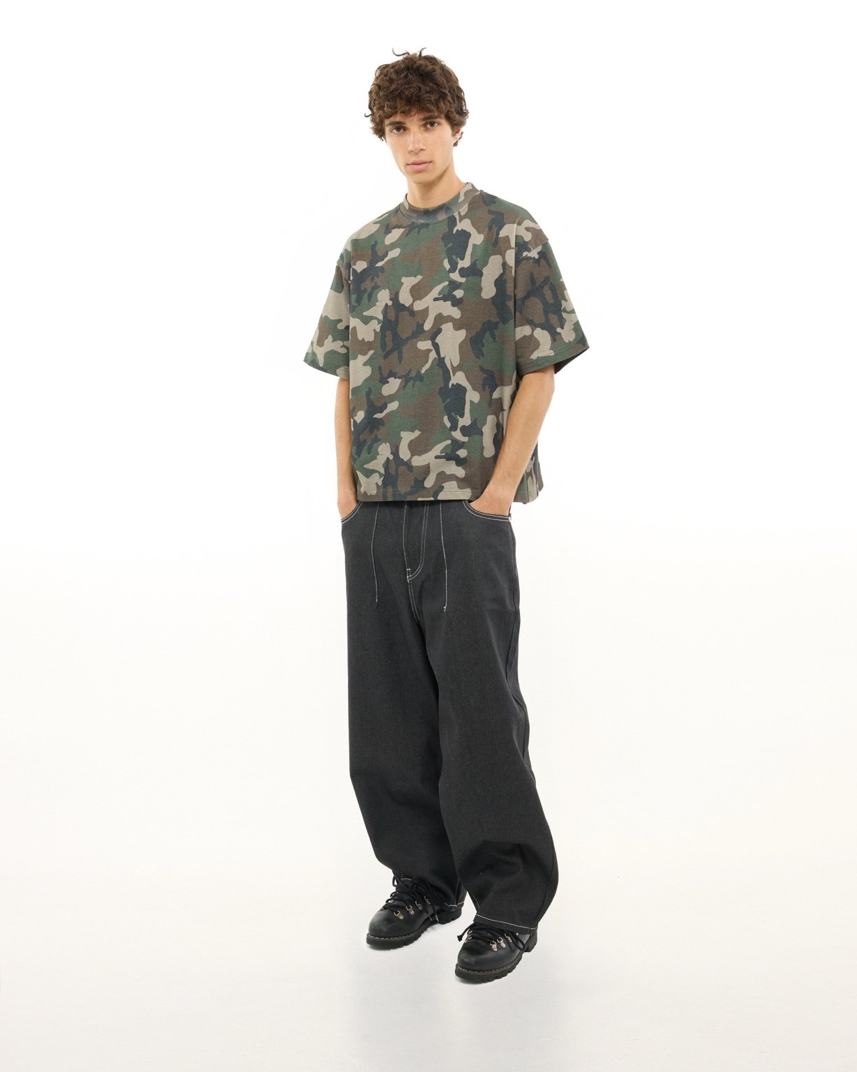 Signature Blank T-Shirt | Camo | Sweats Collective