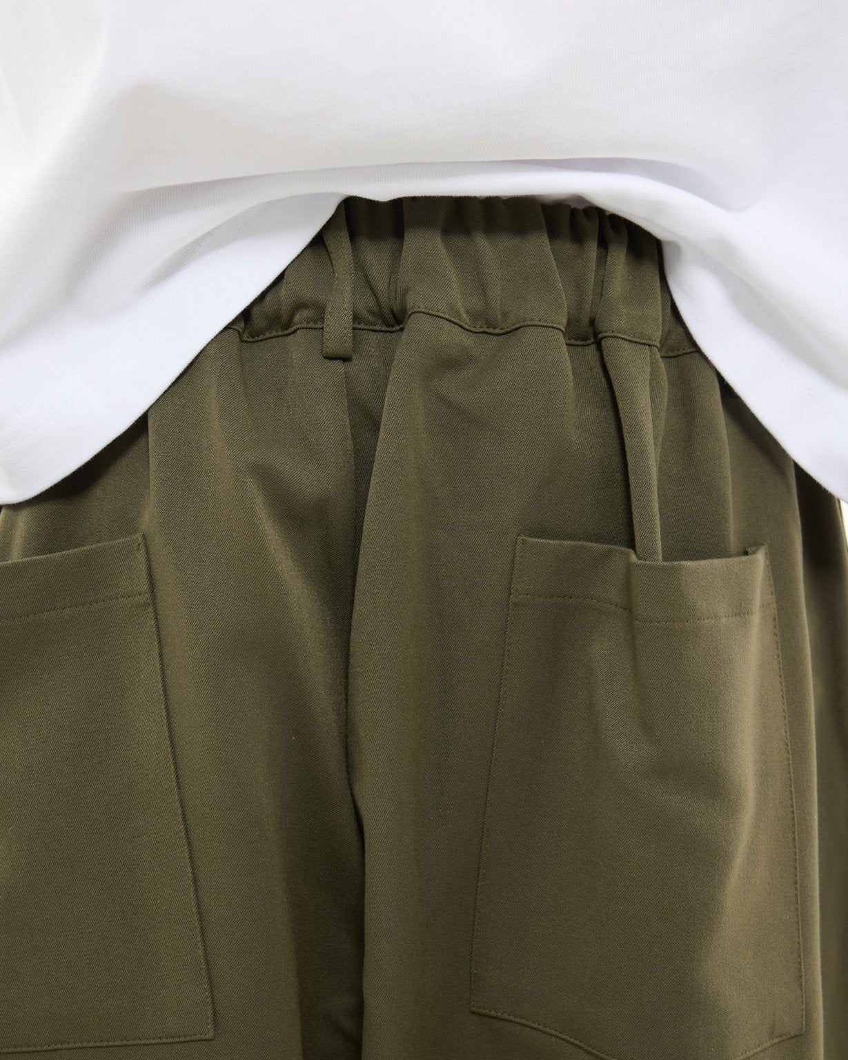 PLEATED PANT - OLIVE