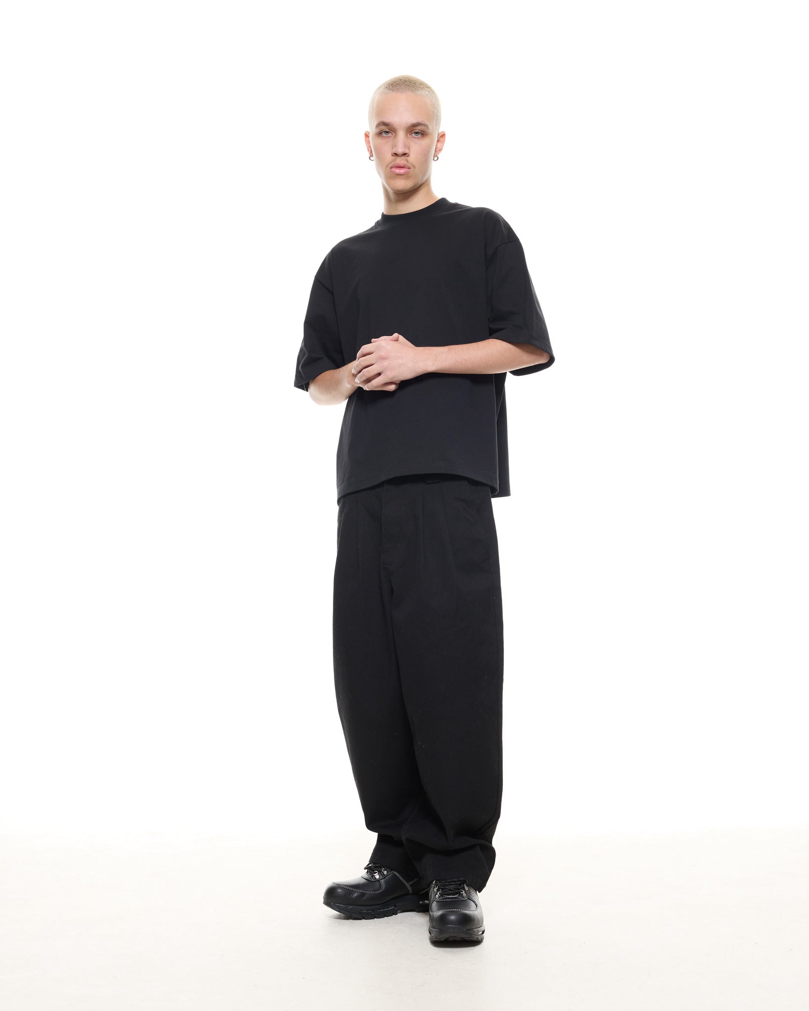SIGNATURE BLANK T-SHIRT - BLACK