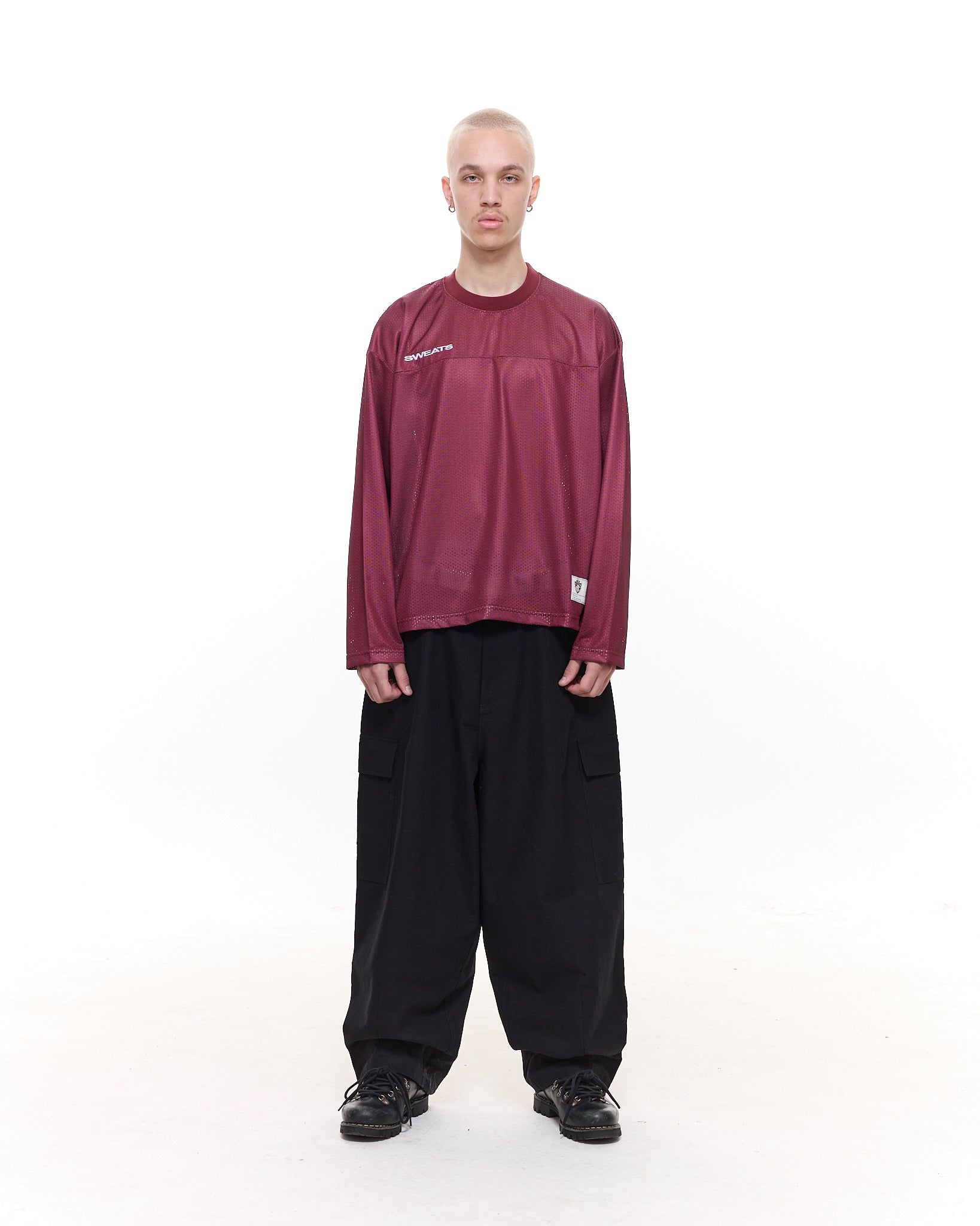 SWEATS COLLECTIVE パーカー ブラック confessions-rhinestone-crop-