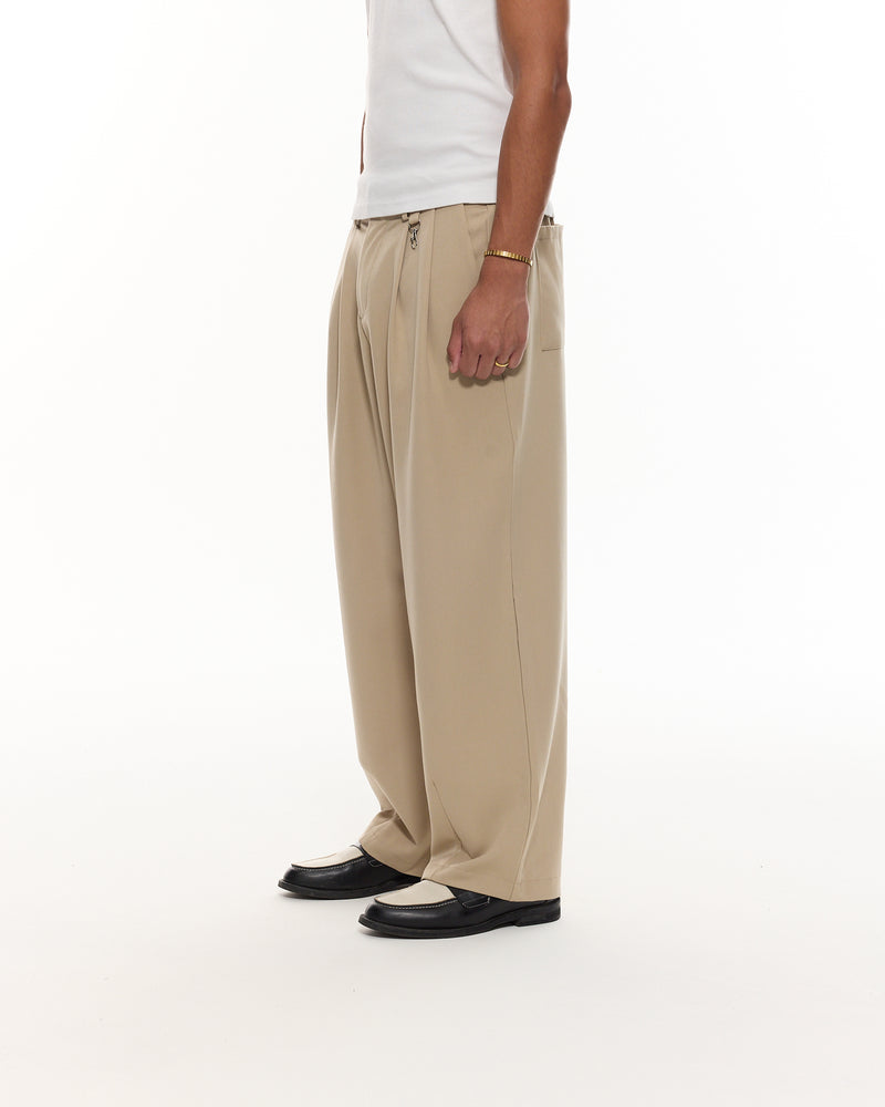 PLEATED PANT - SAND