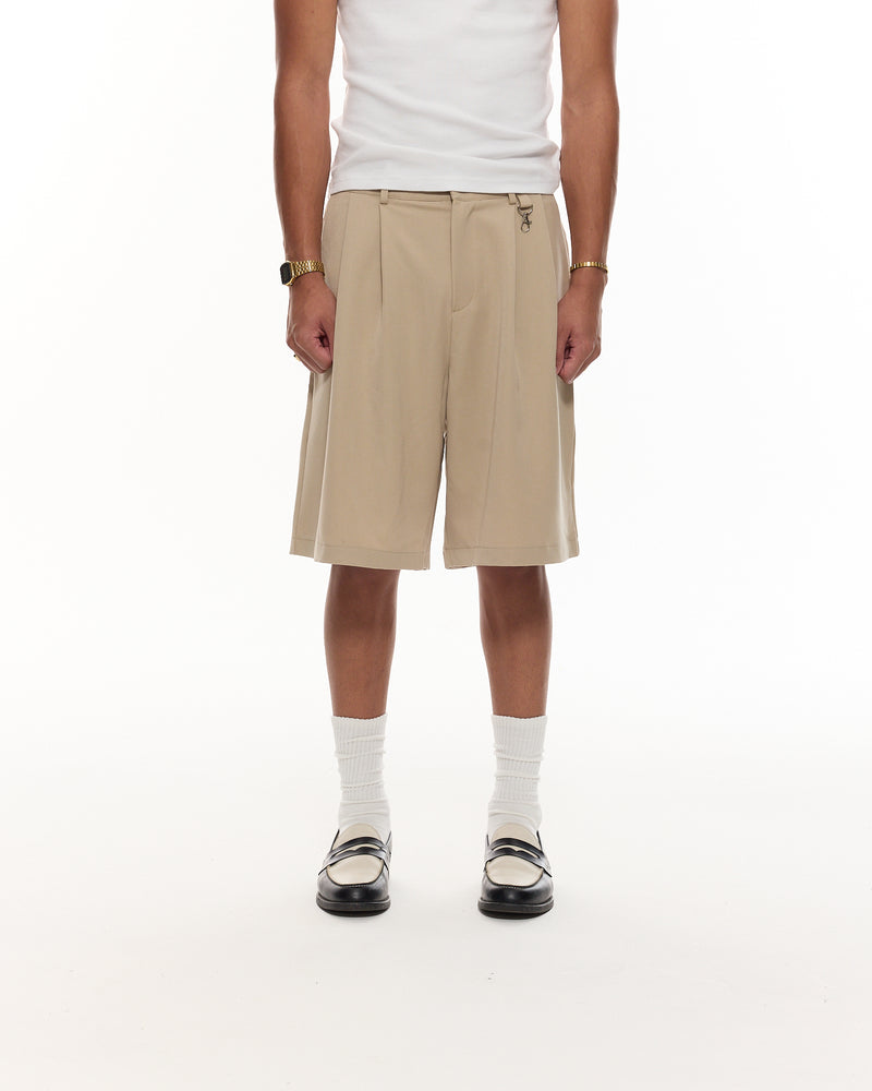 PLEATED SHORTS - SAND