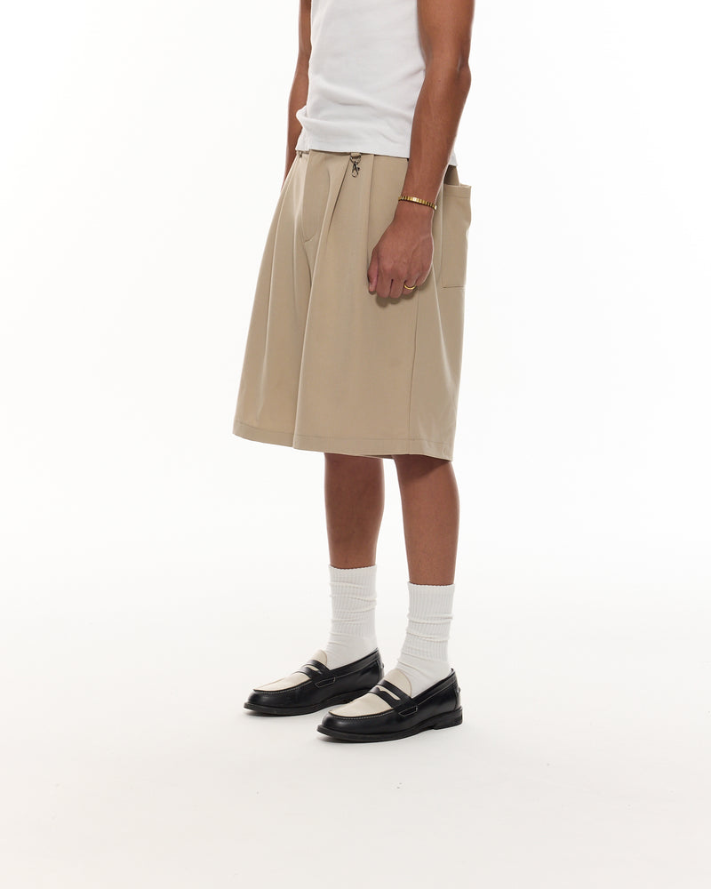 PLEATED SHORTS - SAND