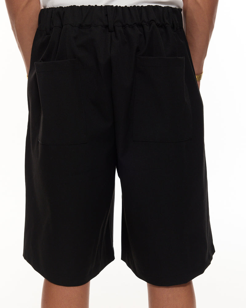 PLEATED SHORTS - BLACK