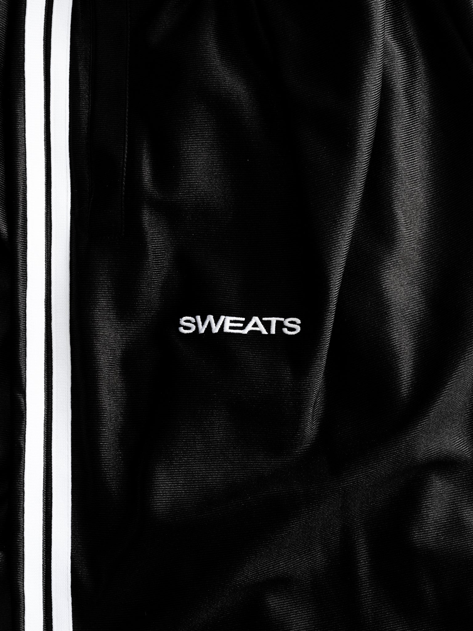LEAGUE SHORTS - BLACK