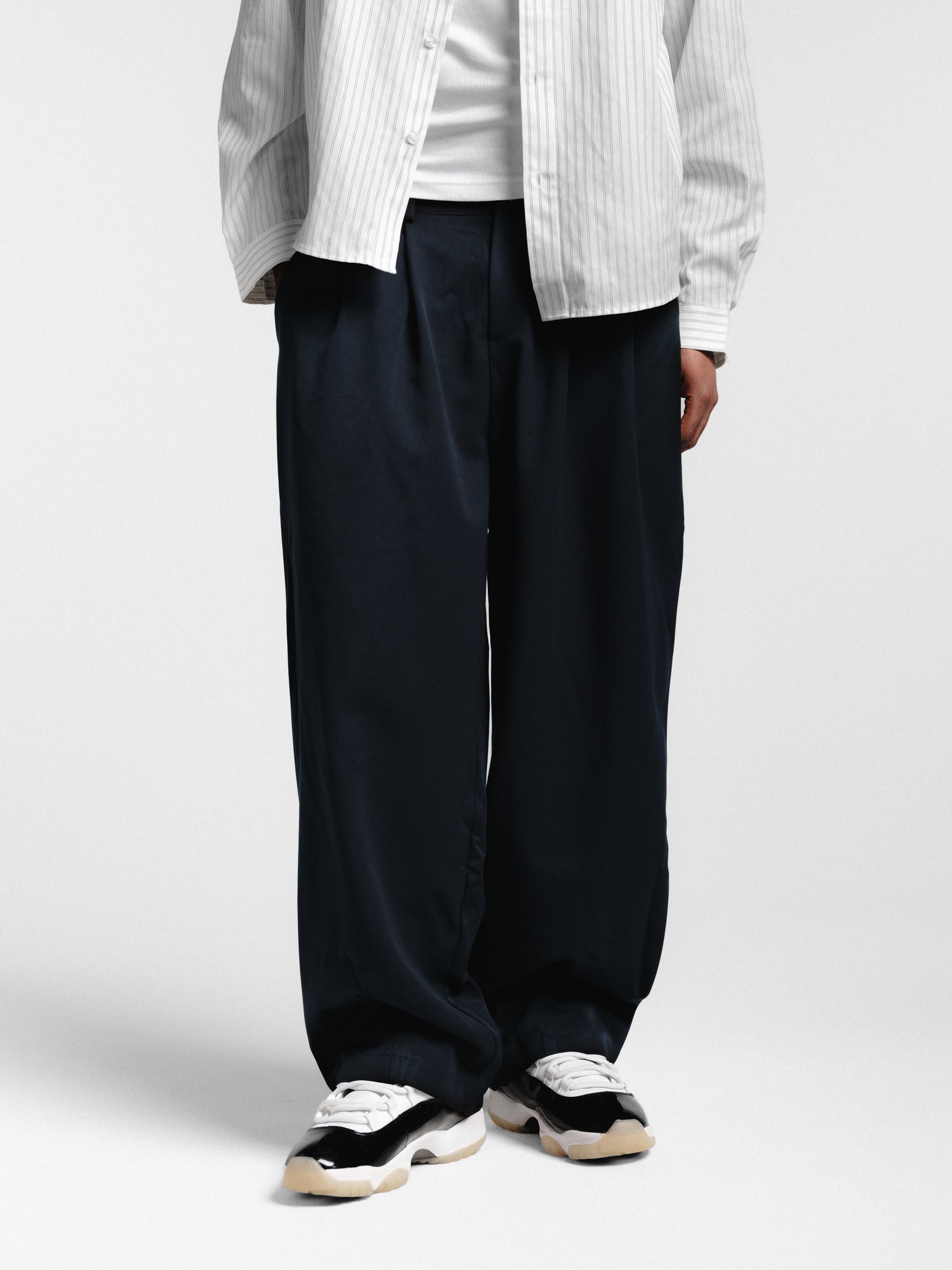 PLEATED PANT - NAVY