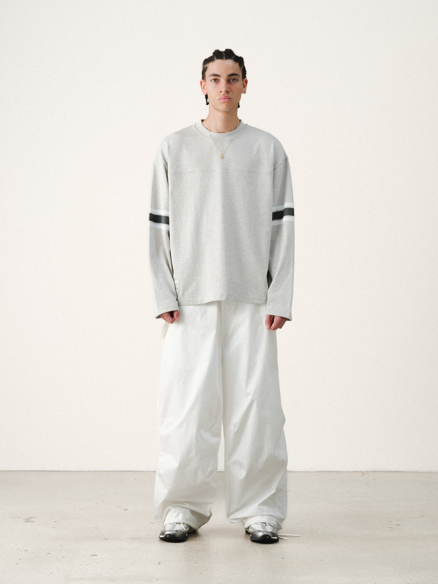 HOLIDAY 　ホリデイ　STRAP FLIGHT PANTS　ホワイト V3 FLIGHT PANT - WHITE