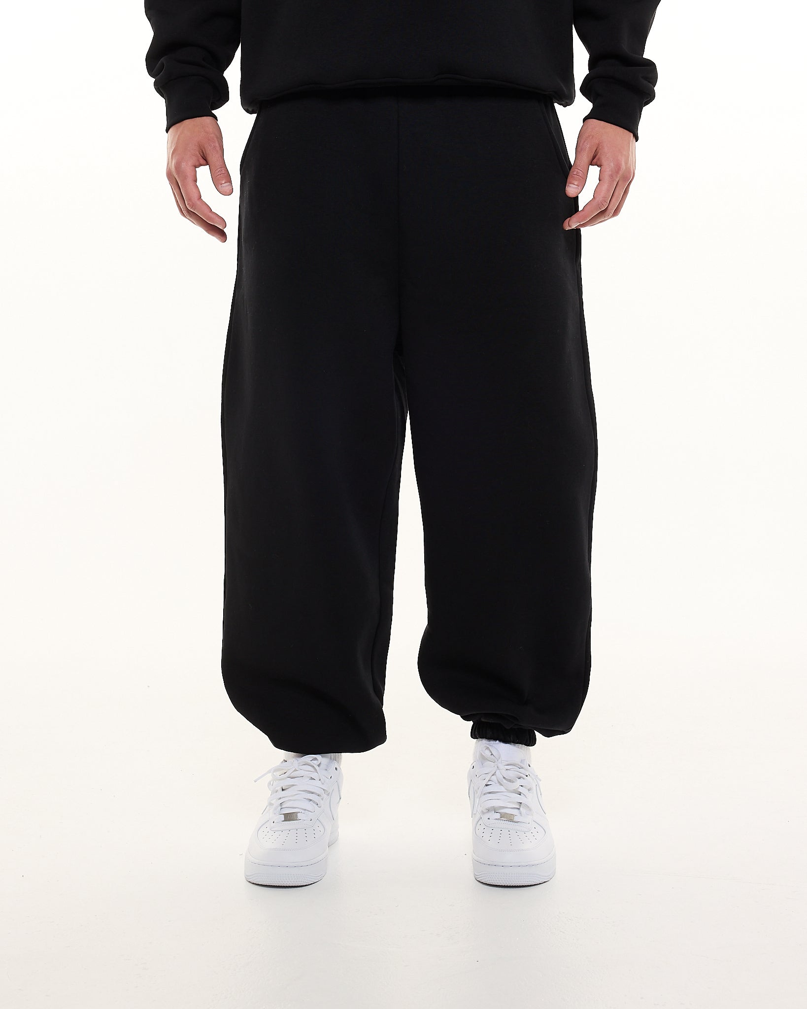 COZY SWEATPANT - BLACK