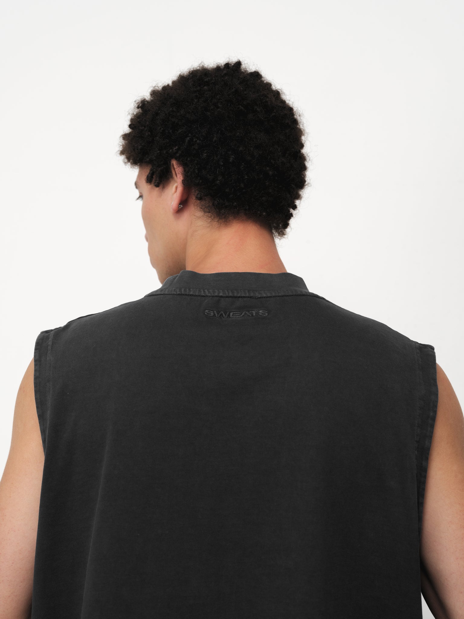 MUSCLE TEE - WASHED BLACK