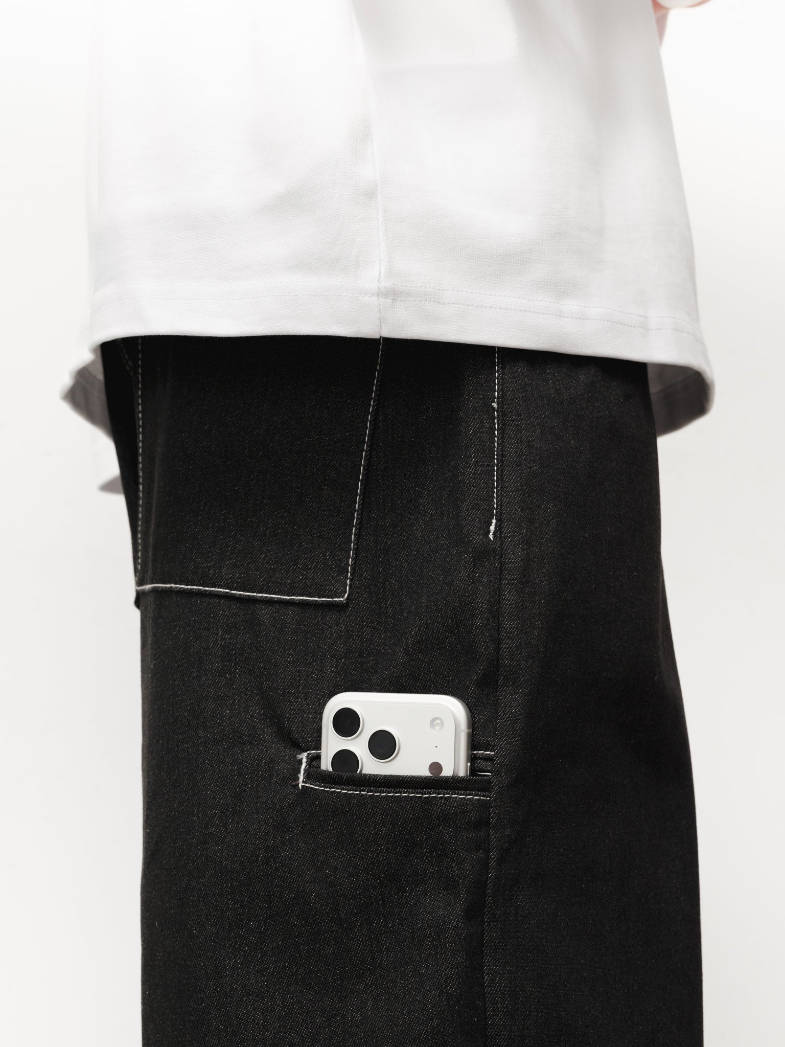 DENIM BAGGY JEANS - BLACK