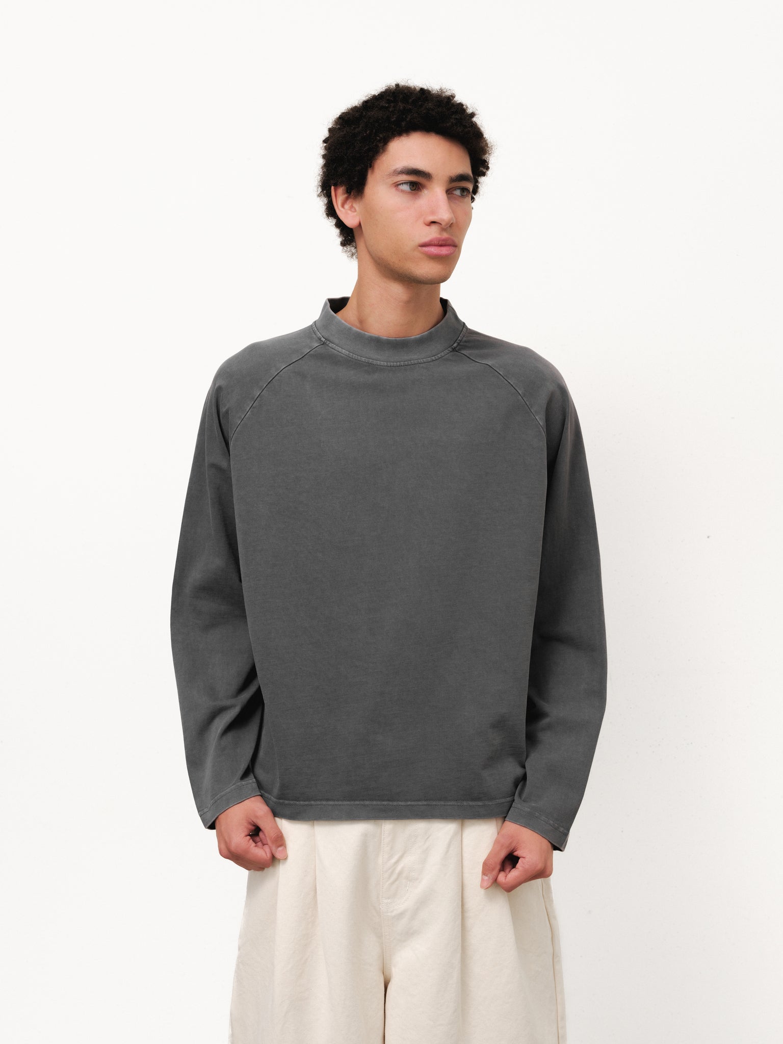 【GREY】Tシャツ 　XLサイズ Long Sleeve T-Shirt - Washed Grey
