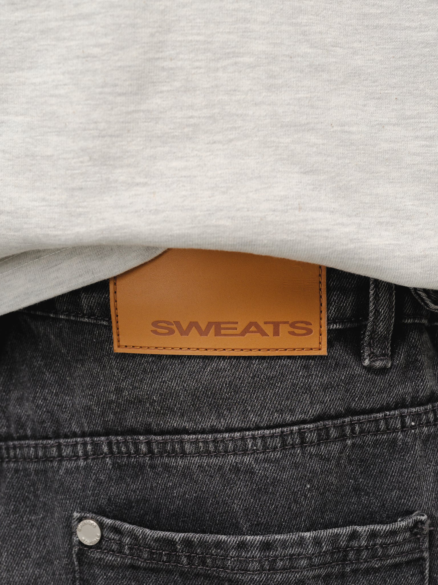 DENIM BAGGY JEANS - WASHED BLACK